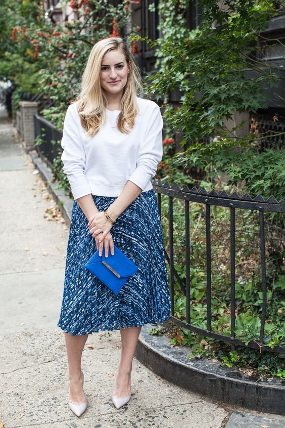 how to style a skirt with a sweater