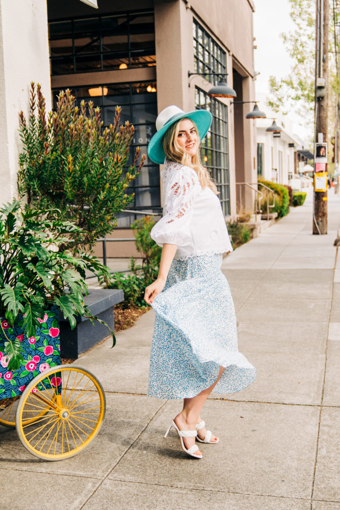White and Blue Summer Outfits